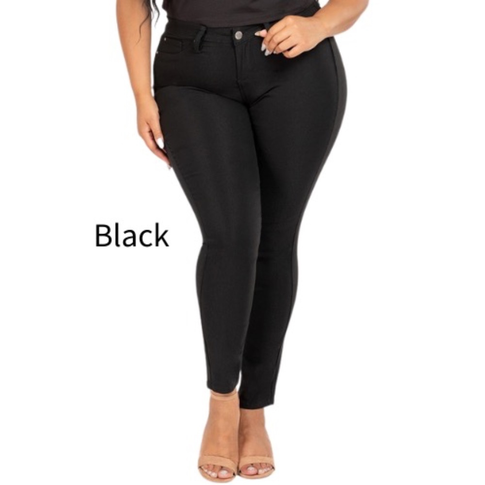 YMI Women's Plus Size Skinny Black Mid Rise Hyperstretch Jeans - 1X and 2X
